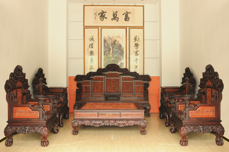 至尊屏風寶座沙發